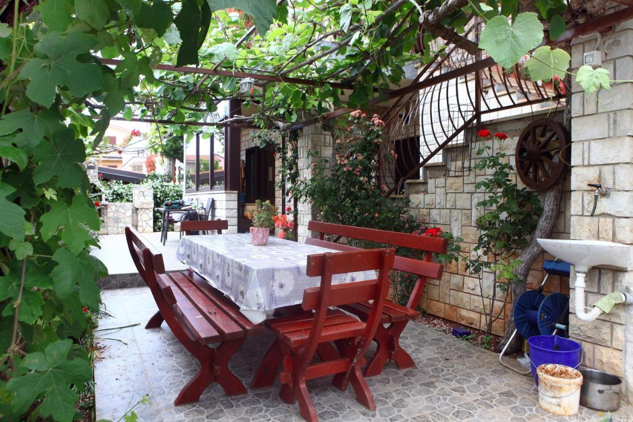 Nice Apartment Near The Sea Es3 Umag Exterior foto