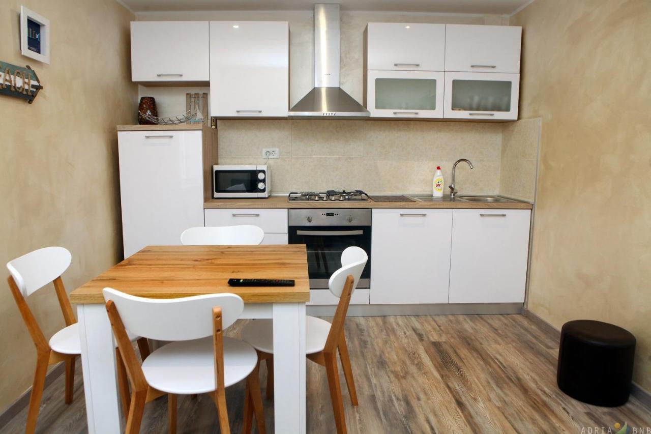 Nice Apartment Near The Sea Es3 Umag Exterior foto